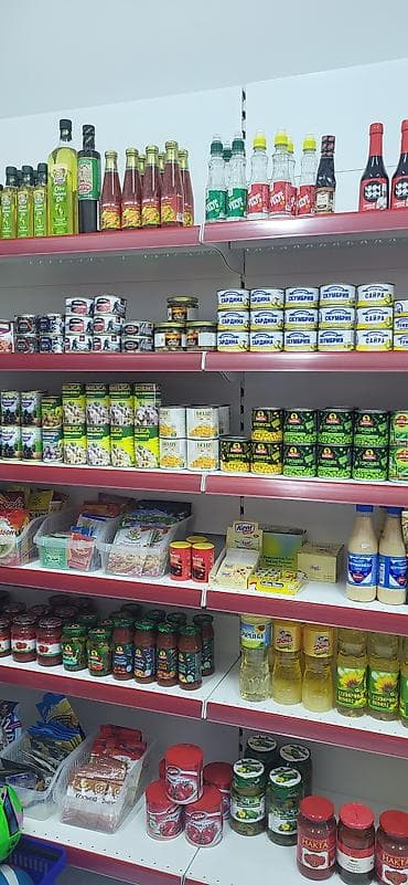 полка магазина: Продается готовый бизнес: продуктовый магазин (продукты, мыломойка — 5