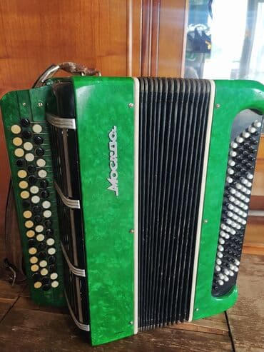 гитара акустическая цена бишкек: Зелёный баян- с.Остальные каждый. Торг есть.Находимся в городе — 1