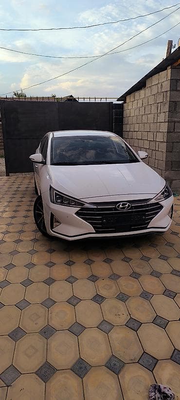 Hyundai Avante: 2020 г., 1.6 л, Вариатор, Бензин, Седан at lalafo.kg Hyundai Avante: 2020 г., 1.6 л, Вариатор, Бензин, Седан