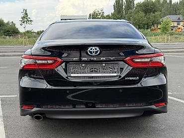e2 byd: Toyota Camry: 2023 г., 2.5 л, Автомат, Гибрид, Седан — 8