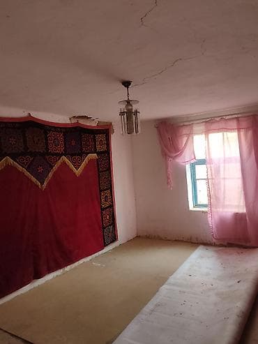 манаса московская: Кызыл китеби бар участок 6 комнат уйду менен сатылат. 30 сотик мал — 3