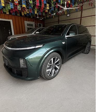 Lixiang L7: 2023 г., 1.5 л, Автомат, Гибрид, Кроссовер — 1