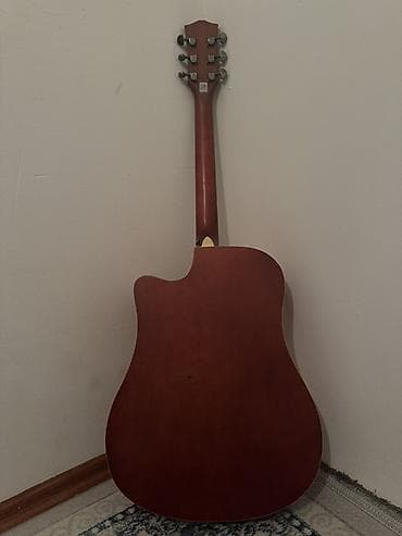 гитара акустическая yamaha: Акустическая гитара типа дредноут с вырезом (cutaway) для удобного — 3