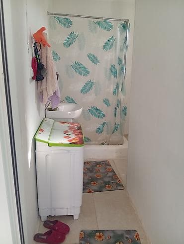 Коммерческая недвижимость: Дом кирпичный бетонный фундамент большой хол 24кв зал 25кв две спальни — 3