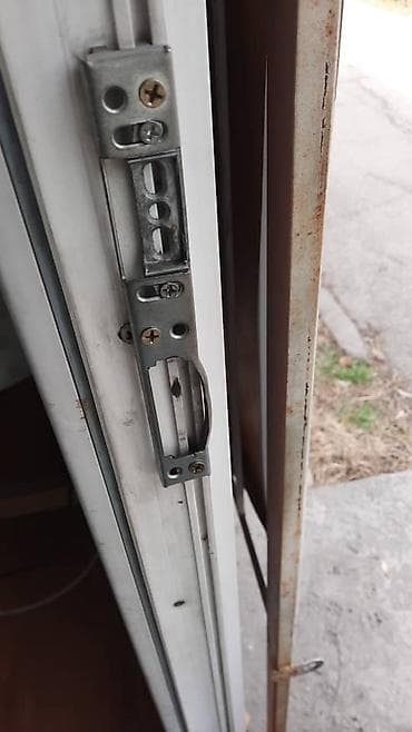 кленка для дверей: Дверная фурнитура оконная фурнитура москитные сетки безопасность — 2