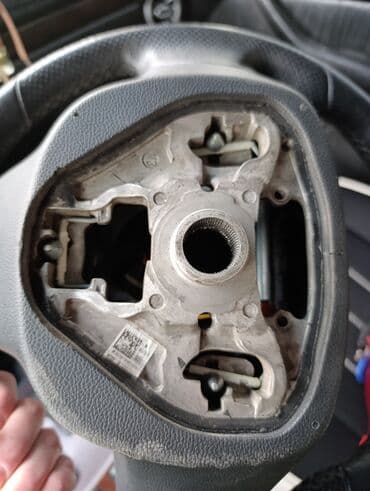 масленый датчик: Руль Mercedes-Benz Б/у — 1