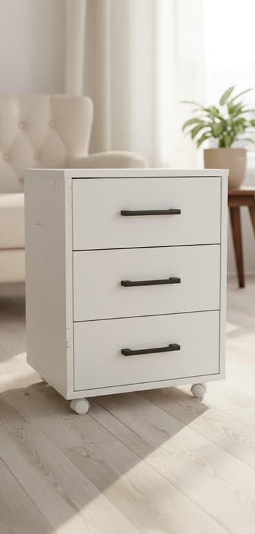 письменный стол для двоих: Продаю новые тумбочки высота 55см ширина 40 глубина 40 4500 сом Бир — 1