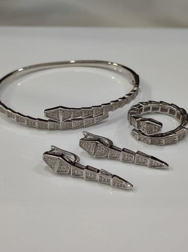 эксклюзивные свадебные пригласительные: Серебряный Набор+ Браслет Серебро 925 пробы Размеры имеются Набор — 2