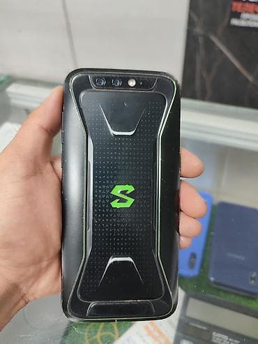 xiao: Xiaomi, Black Shark, Б/у, 128 ГБ, цвет - Черный — 1