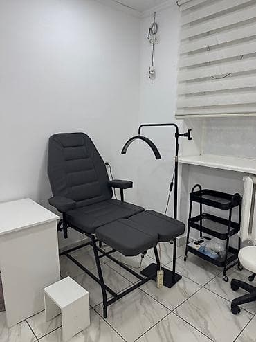 Аренда кабинетов в салонах красоты, 48 м², Для мастера по маникюру at lalafo.kg Аренда кабинетов в салонах красоты, 48 м², Для мастера по маникюру