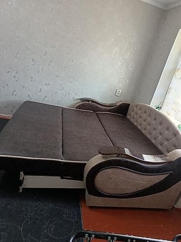 Прямой диван, Новый