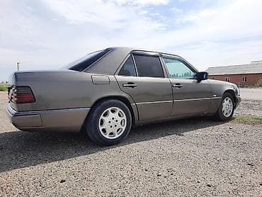ключи б у: Mercedes-Benz W124: 1990 г., 2 л, Механика, Бензин, Седан — 6