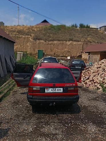 Унаа сатуу: Volkswagen Passat Variant: 1991 г., 1.8 л, Кол менен иштөөчү, Бензин, Универсал — 6