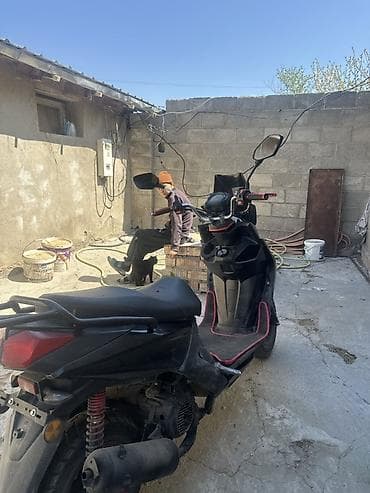 Тип скутера 50 куб. см, Бензин