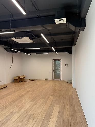 атмосфера: Аренда офисов, 54 м², В бизнес центре, 1 линия, С системой безопасности — 8