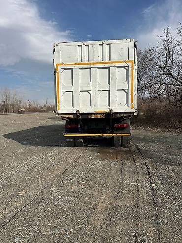 hyundai i 20: Грузовик, Howo, Новый — 3