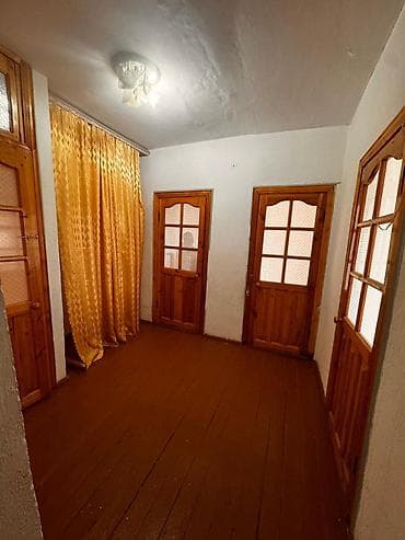 квартира 2 к: 2 комнаты, 54 м², 3 этаж, Старый ремонт — 4