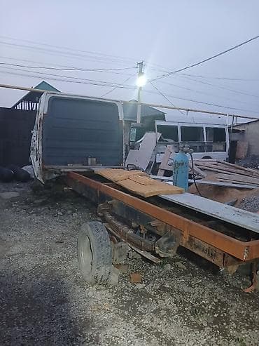 Жабо: Кабина Mercedes-Benz — 1