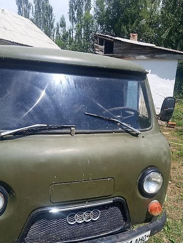 Унаа сатуу: УАЗ 452 Buhanka: 1980 г., 2.4 л, Кол менен иштөөчү, Бензин, Пикап — 3