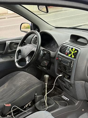 Продажа авто: Mitsubishi Space Star: 1998 г., 1.5 л, Механика, Бензин, Универсал — 5
