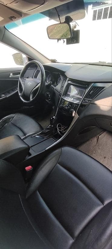 Hyundai Sonata: 2011 г., 2 л, Автомат, Бензин, Седан — 6