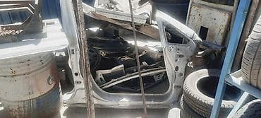 эмблема на капот: Honda, 2003 г. — 1