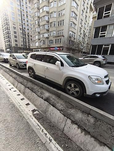 shevrolet captiva: Chevrolet Orlando: 2017 г., Автомат, Минивэн — 5