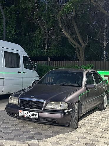 Mercedes-Benz C-Class: 1994 г., Механика, Седан — 3