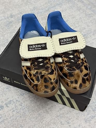 Туфли: Мужские кроссовки, 39, Adidas, Б/у, цвет - Коричневый — 1