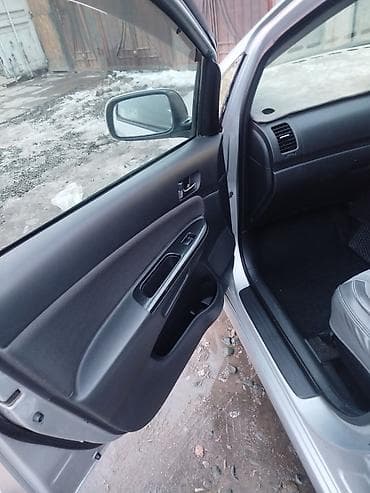 коврик: Toyota WISH: 2003 г., 1.8 л, Автомат, Универсал — 4