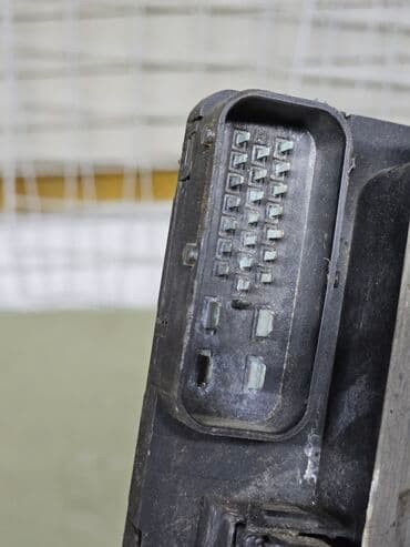 диск на гольф 3: Блок ABS Volkswagen 2000 г., Б/у, Оригинал, Германия — 9