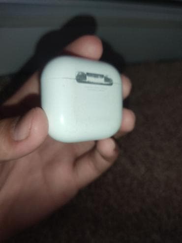 samsung 70: Беспроводные наушники-вкладыши с зарядным кейсом - Форм-фактор — 4