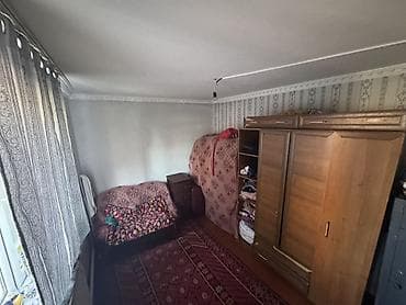 Үйлөр: 🏡 СРОЧНО! Продается 3-комнатный дом в ж/м Ак-Ордо 1! 📐 Площадь дома — 5