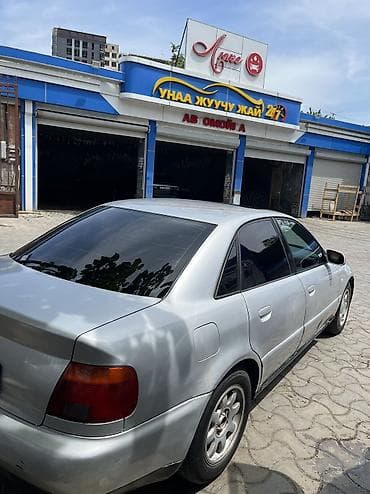 машина авди: Audi A4: 2000 г., Седан — 4