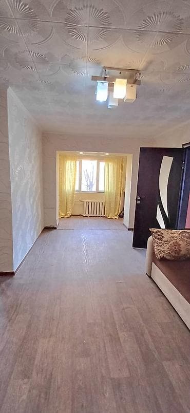 Продажа квартир: 2 комнаты, 43 м², Хрущевка, 2 этаж, Старый ремонт — 1