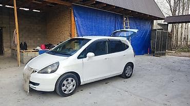 тез арада: Honda Fit: 2004 г., 1.3 л, Вариатор, Бензин, Хетчбек — 2