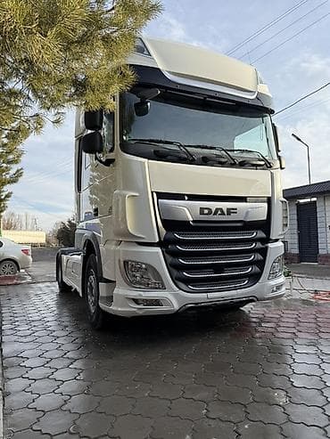 814 d: Тягач, DAF, Без прицепа — 5