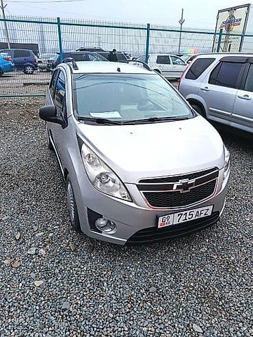 fit shuttle: Chevrolet Spark: 2011 г., Автомат, Бензин, Хэтчбэк — 1