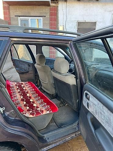 капела мазда: Mazda Capella: 1998 г., 2 л, Автомат, Бензин, Универсал — 8