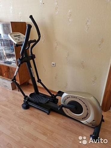 пластинок: Мощный эллиптический тренажёр 🟨 Очень надежный "аппарат" с отличными — 1