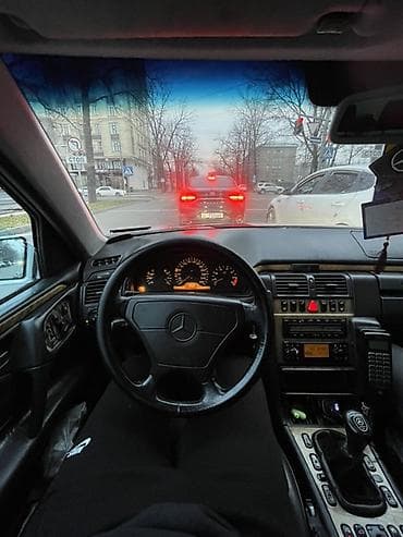 ml 163: Mercedes-Benz E-Class: 1998 г., 3.2 л, Ручные, Бензин, Седан — 6