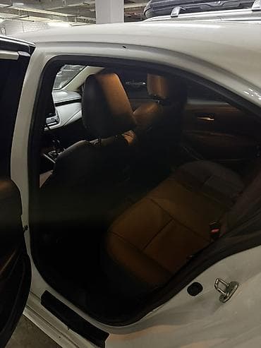 каролла 2019: Toyota Corolla: 2019 г., 1.8 л, Автомат, Бензин, Седан — 5