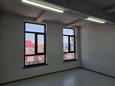 парикмахерская сатылат: Сдаю Офис, 21 м², В бизнес центре, С системой безопасности, С видом на горы, 1 линия — 1