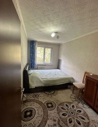 дом комната: 3 комнаты, 58 м², 104 серия, 4 этаж — 2