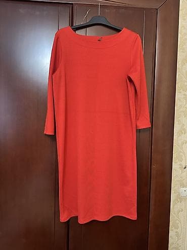 Блузкалар: Женская одежда 1) Вечернее платье из темно-синего бархата: - — 9