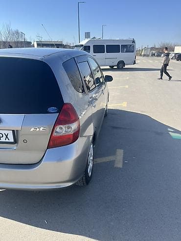 fit jaz: Honda Fit: 2003 г., 1.3 л, Автомат, Бензин, Хэтчбэк — 10