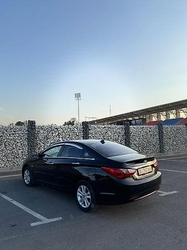 Hyundai Sonata: 2011 г., 2 л, Автомат, Газ, Седан — 3
