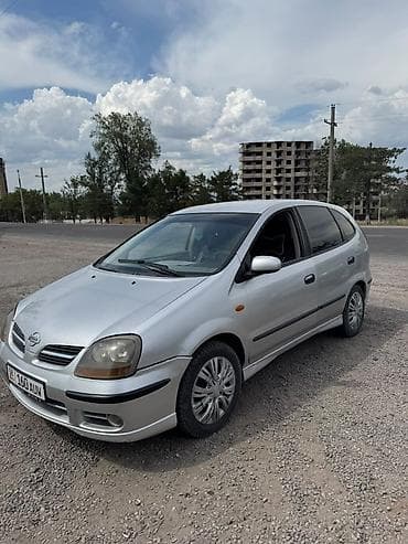 Nissan Almera Tino: 1996 г., 1.8 л, Кол менен иштөөчү, Бензин, Хетчбек
