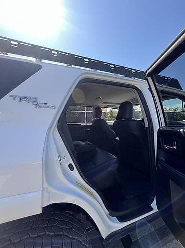 toyota 4ranner: Toyota 4Runner: 2023 г., 4 л, Автомат, Бензин, Внедорожник — 10