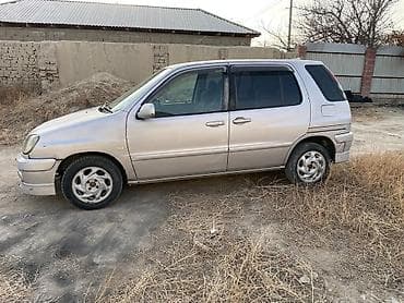 лизинг авто ош: Продаётся компактный праворульный минивэн/универсал (KG номера на — 9